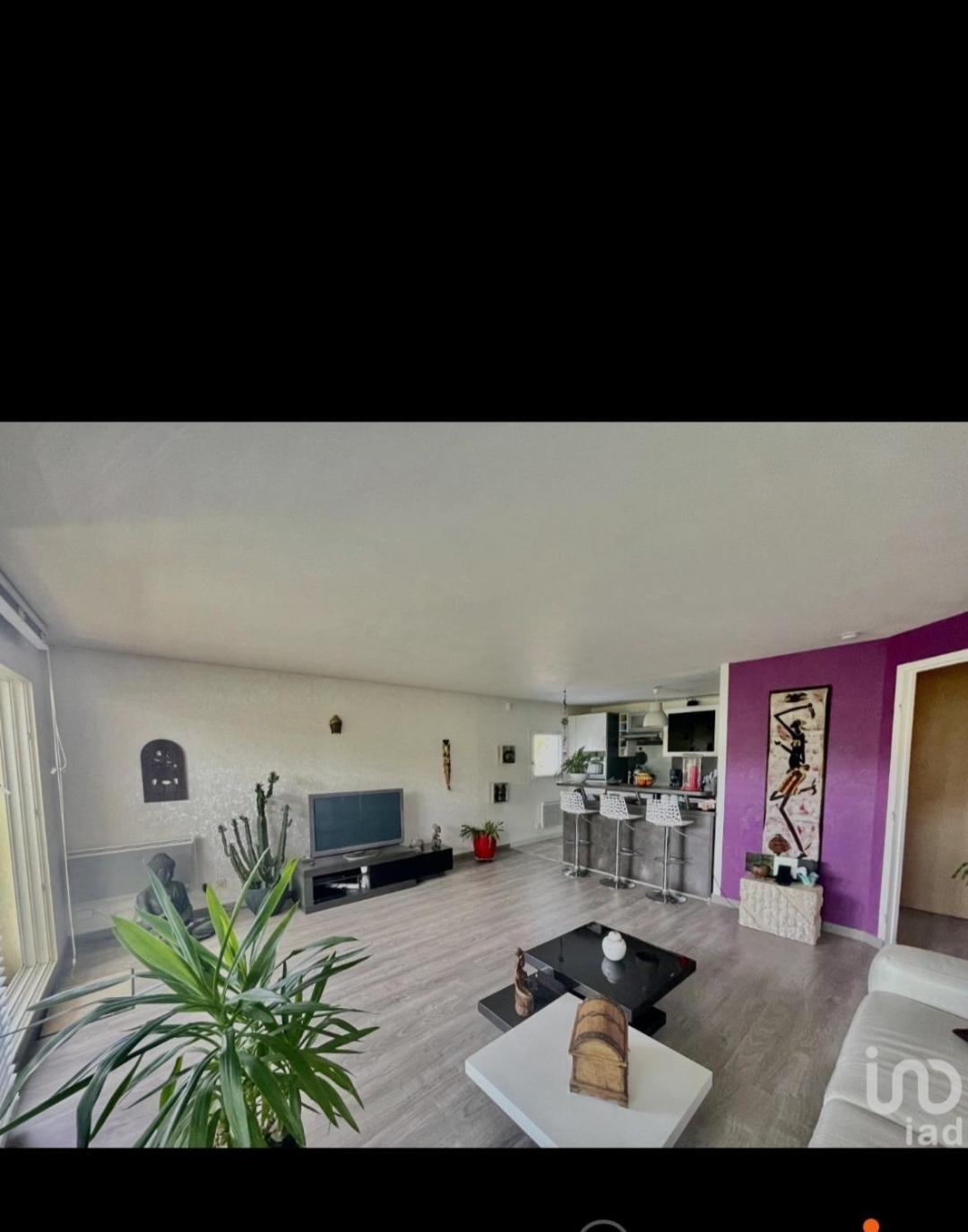 Joli Appartement A Cergy Bagian luar foto